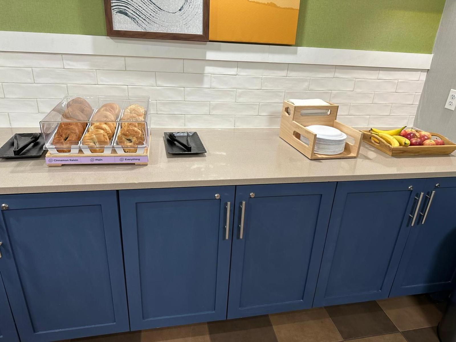 Surestay Plus Hotel By Best Western Stevensville St Joseph Extérieur photo