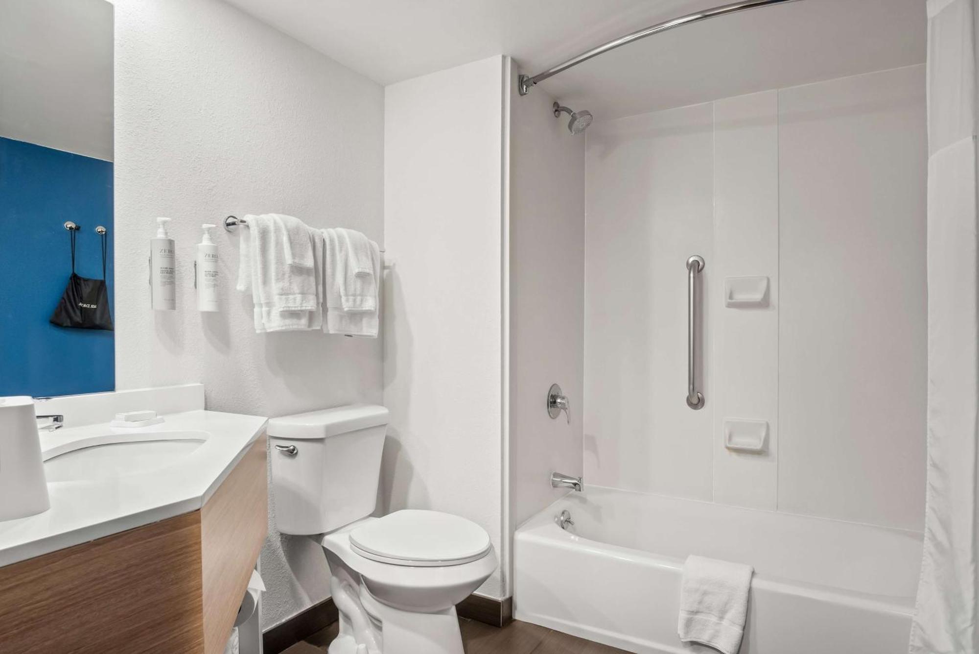 Surestay Plus Hotel By Best Western Stevensville St Joseph Extérieur photo
