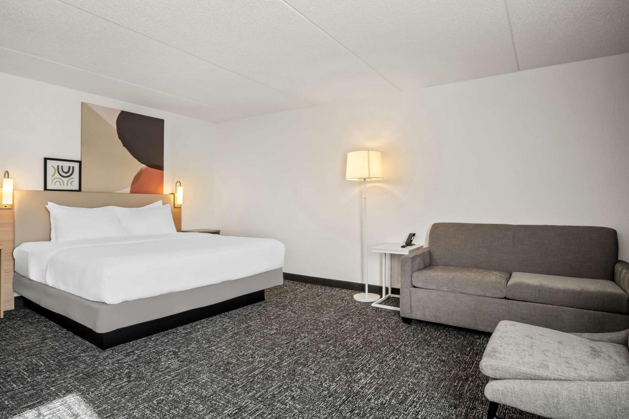 Surestay Plus Hotel By Best Western Stevensville St Joseph Extérieur photo