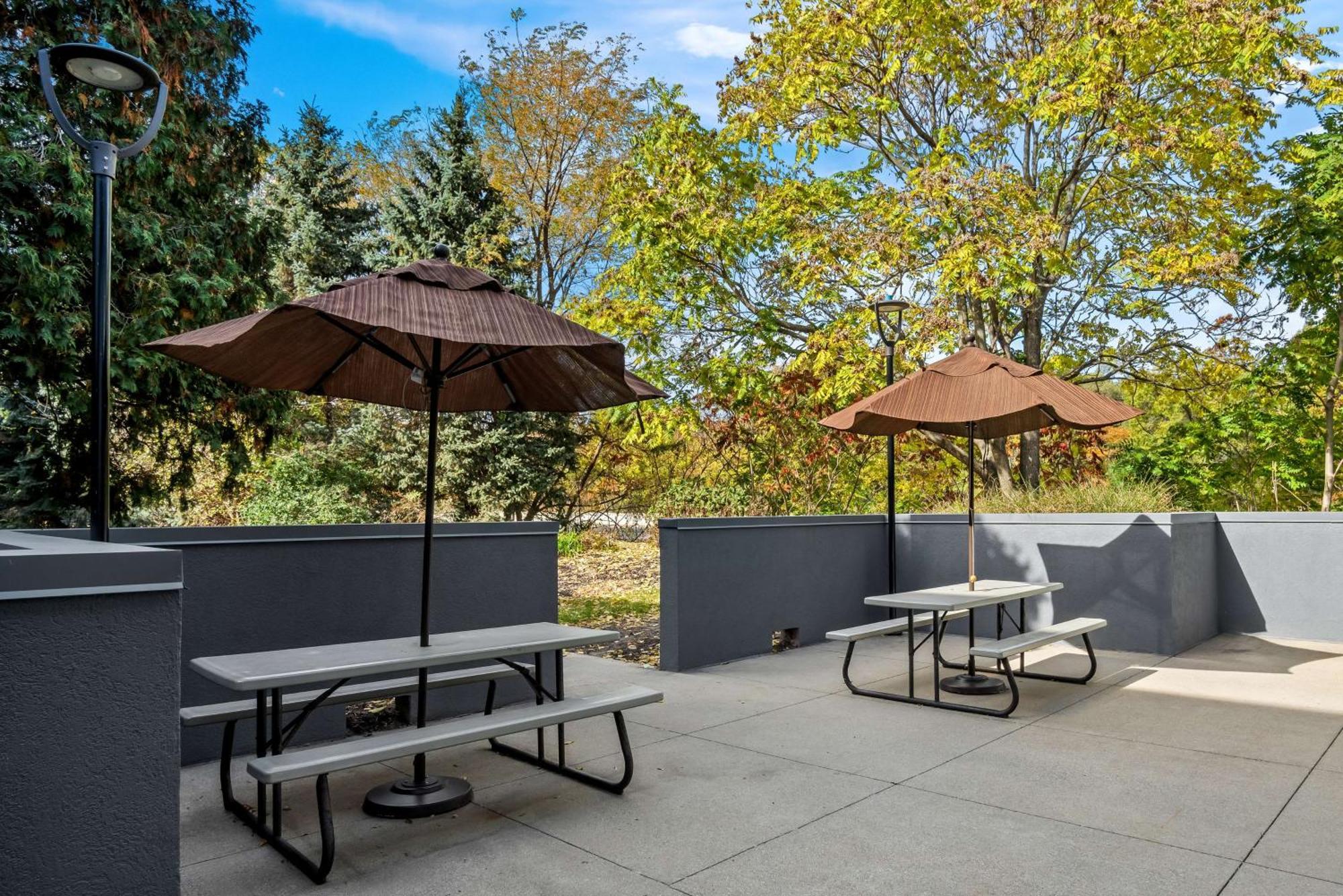 Surestay Plus Hotel By Best Western Stevensville St Joseph Extérieur photo