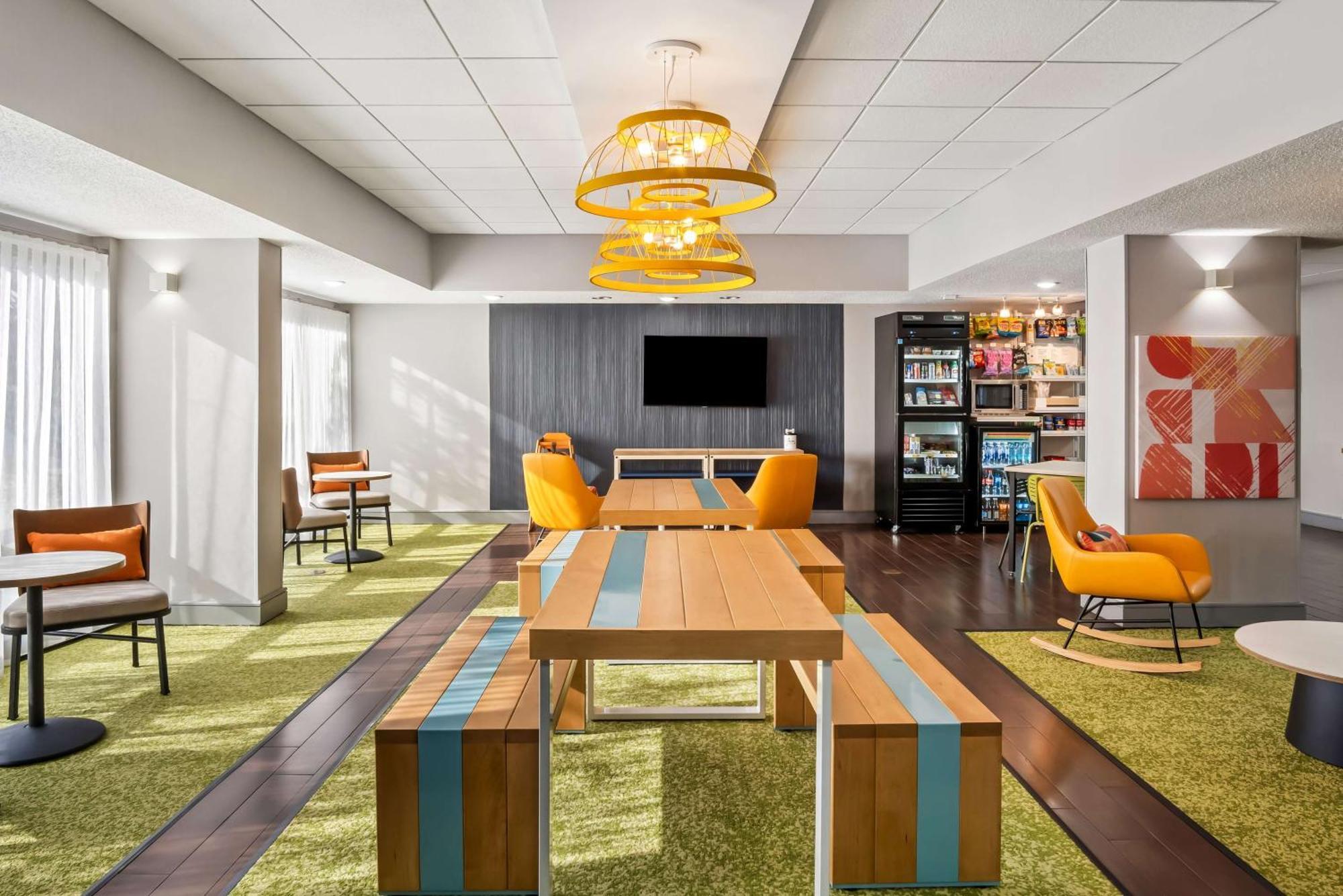 Surestay Plus Hotel By Best Western Stevensville St Joseph Extérieur photo